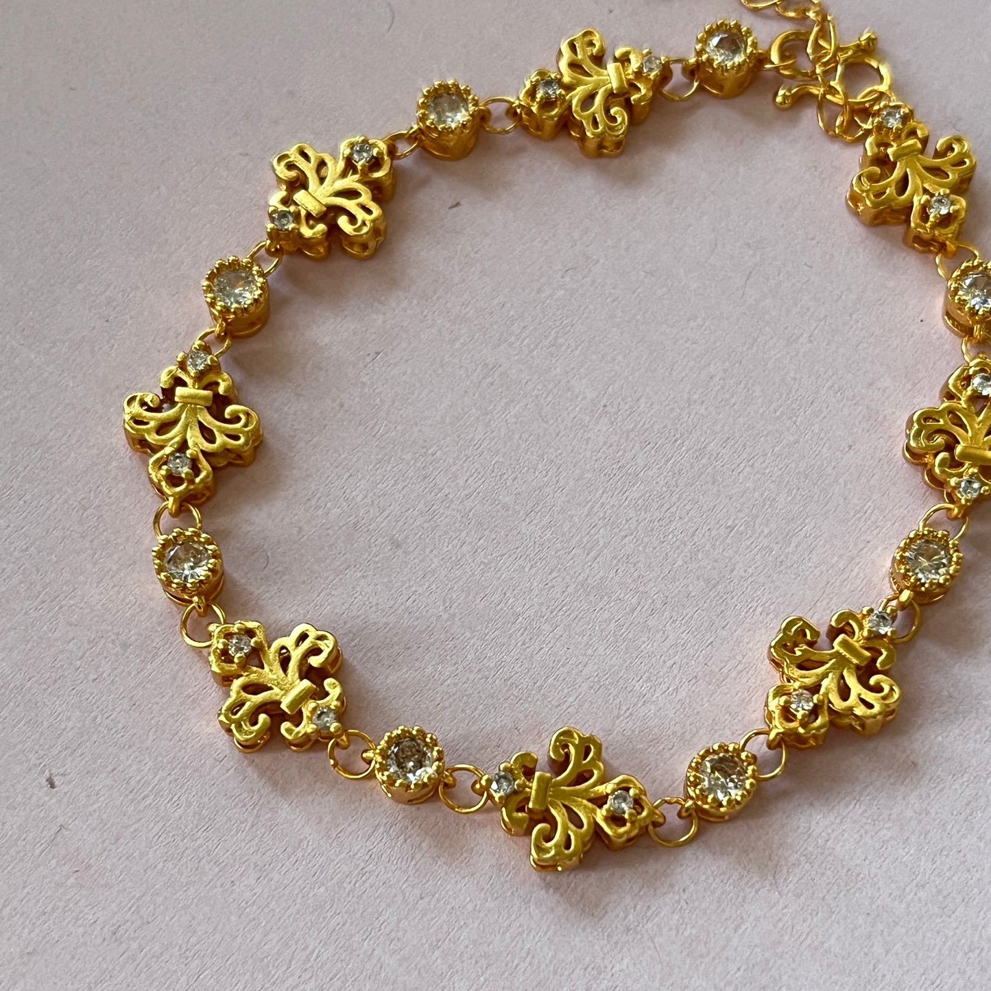 Gold-plated Copper Light Luxury Iris Golden Necklace, Bracelet, Earrings, Ring
