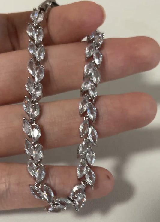Gold-Plated Copper Bracelet with Zircon Stones, Elegant Style